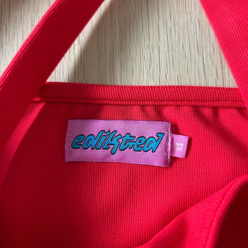 Edikted Red Top - Picture 3 of 4